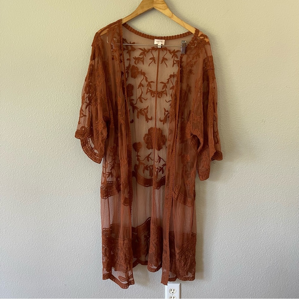 Dizzy Gal Rustic Embroidered Flowers Mesh Kimono Size L